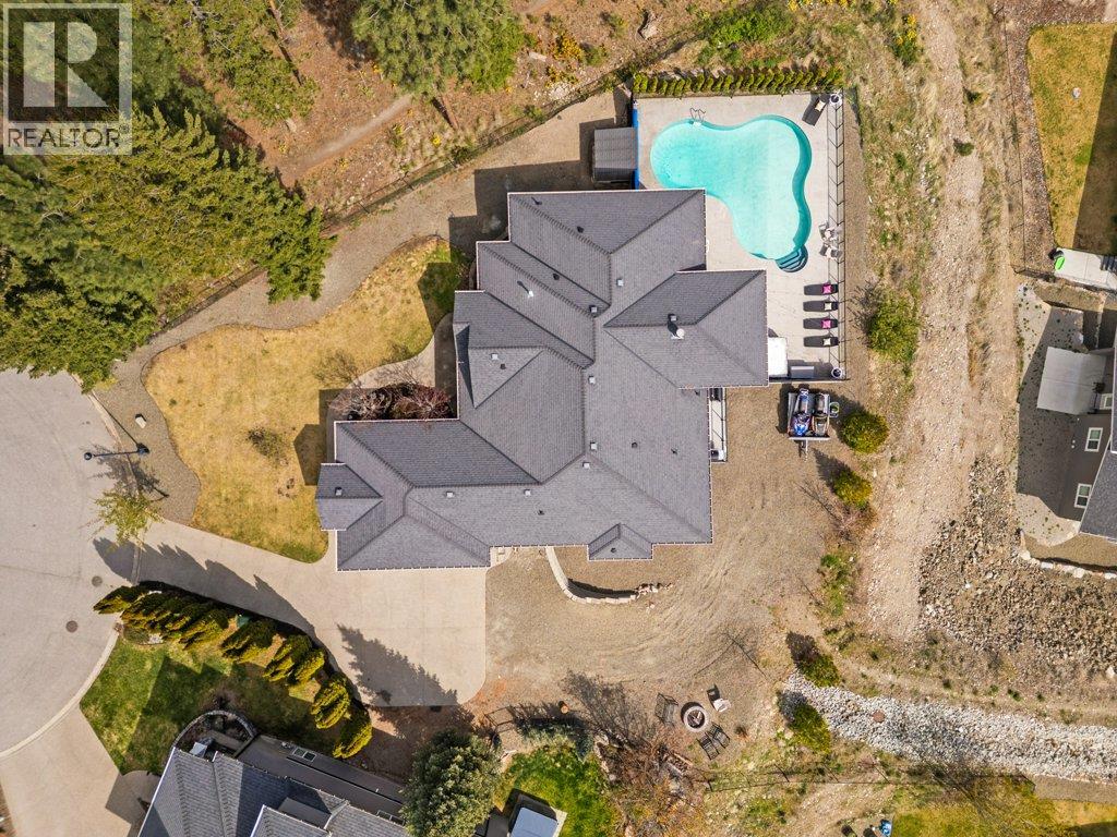  2447 Stone Grove Crescent, West Kelowna