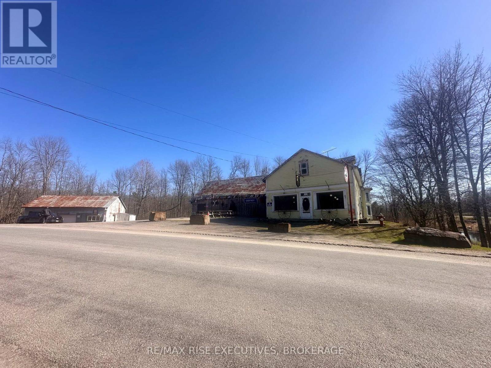 16 WESTPORT ROAD — photo 18