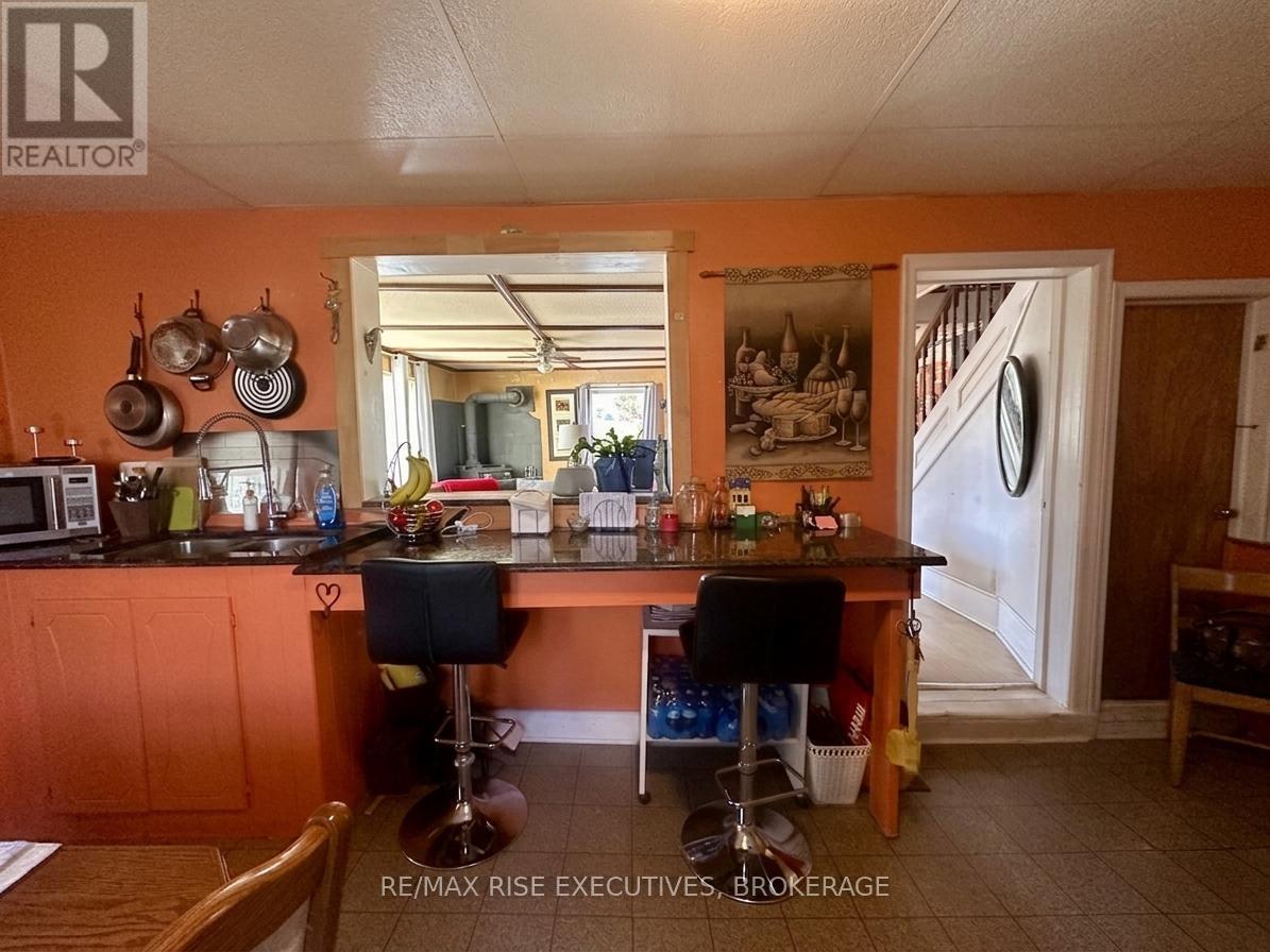 16 WESTPORT ROAD — photo 6