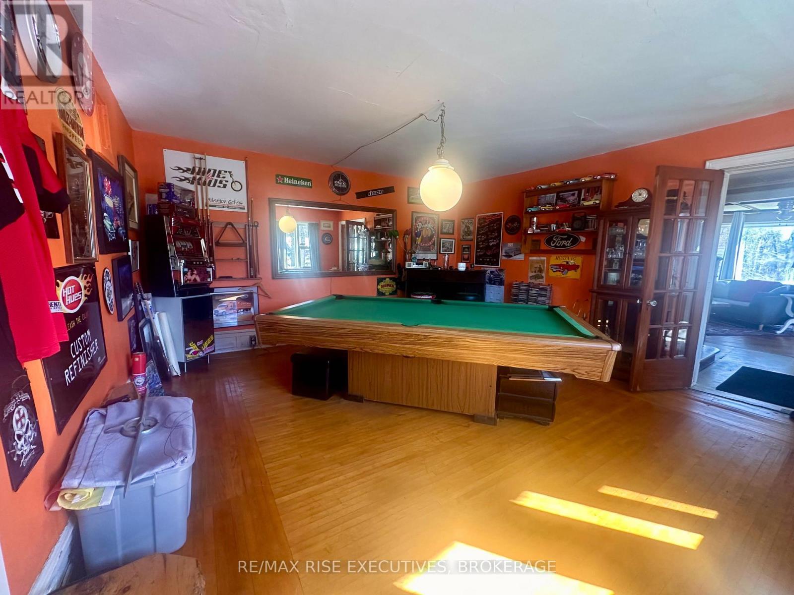 16 WESTPORT ROAD — photo 8