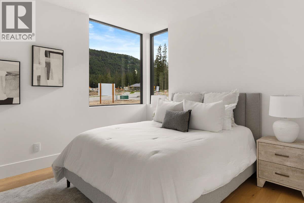 818 Predator Ridge Drive, Vernon