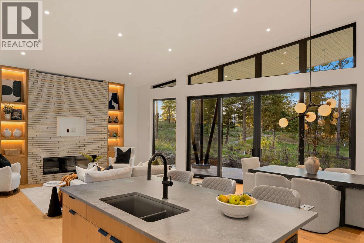 818 Predator Ridge Drive, Vernon