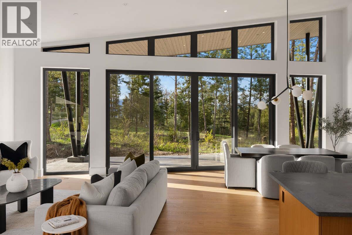 818 Predator Ridge Drive, Vernon