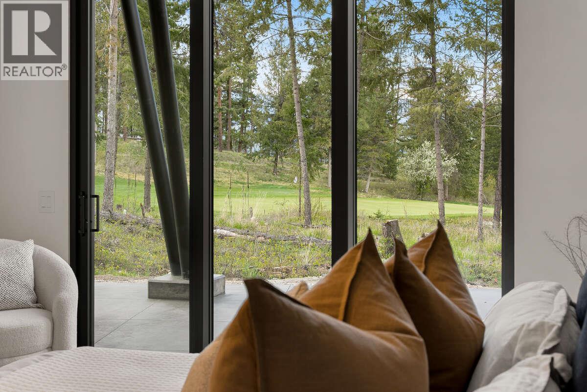 818 Predator Ridge Drive, Vernon