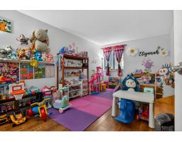 G08 10698 151a Street, Surrey, BC V3R8T5 Photo 13