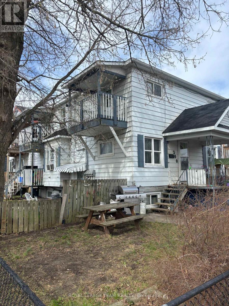 300 ST FELIX STREET - 2