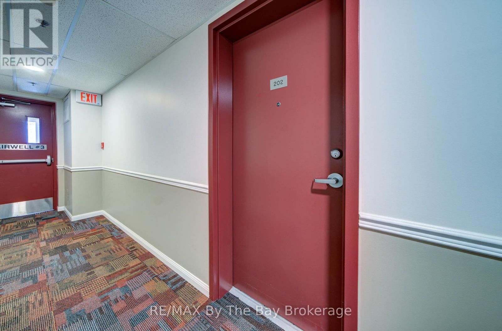 #202 16 WESTBURY ROAD - 7