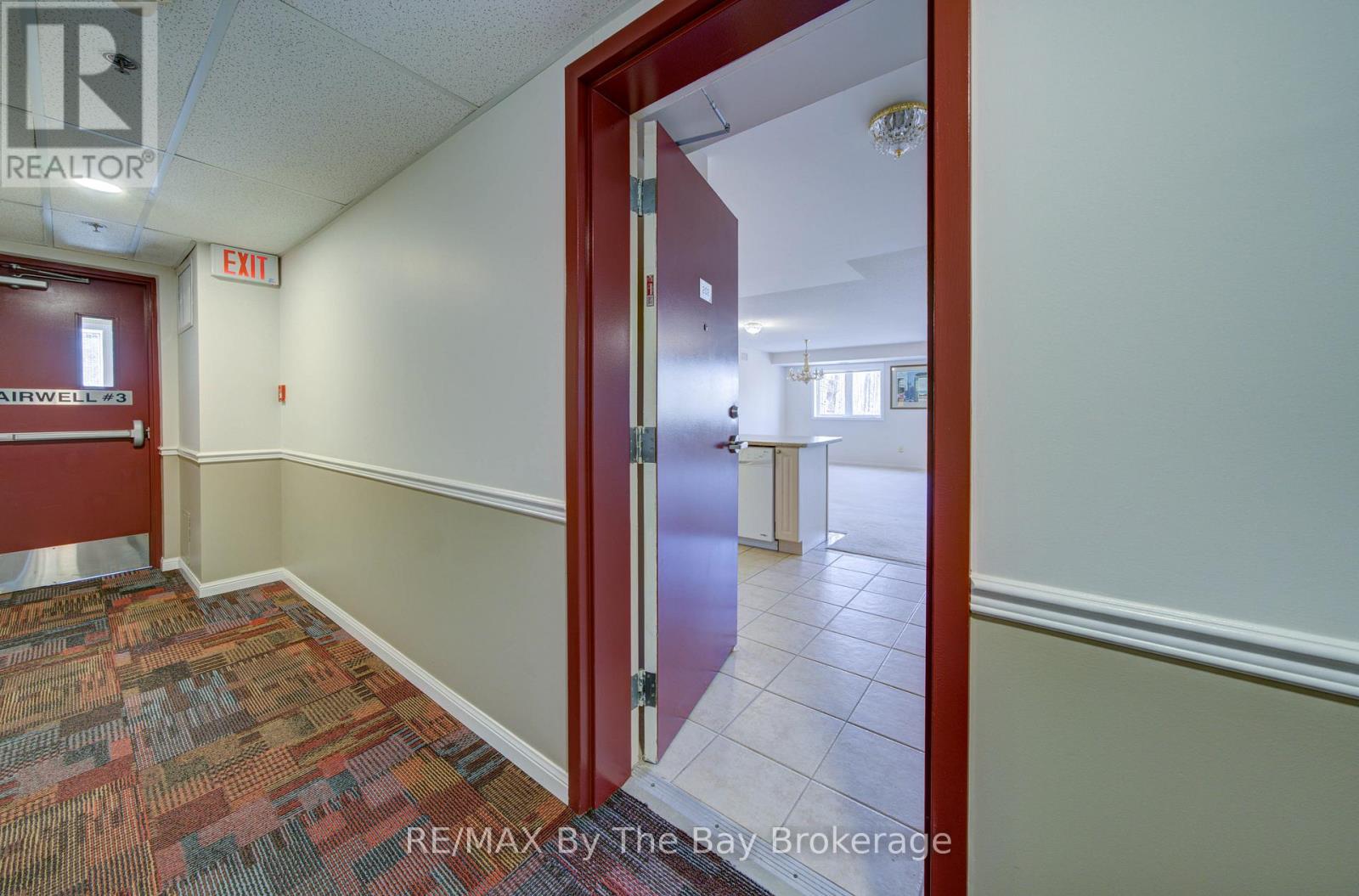 #202 16 WESTBURY ROAD - 8