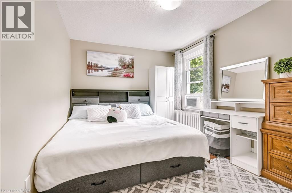 #14 25 MOUNTWOOD AVENUE - 27