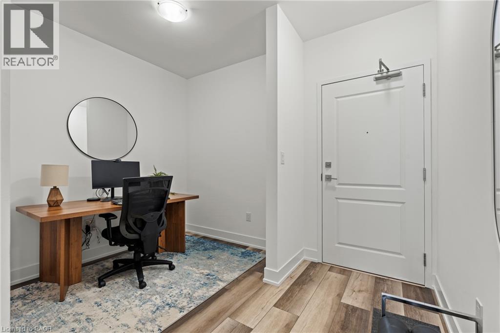 #706 450 DUNDAS Street - 9