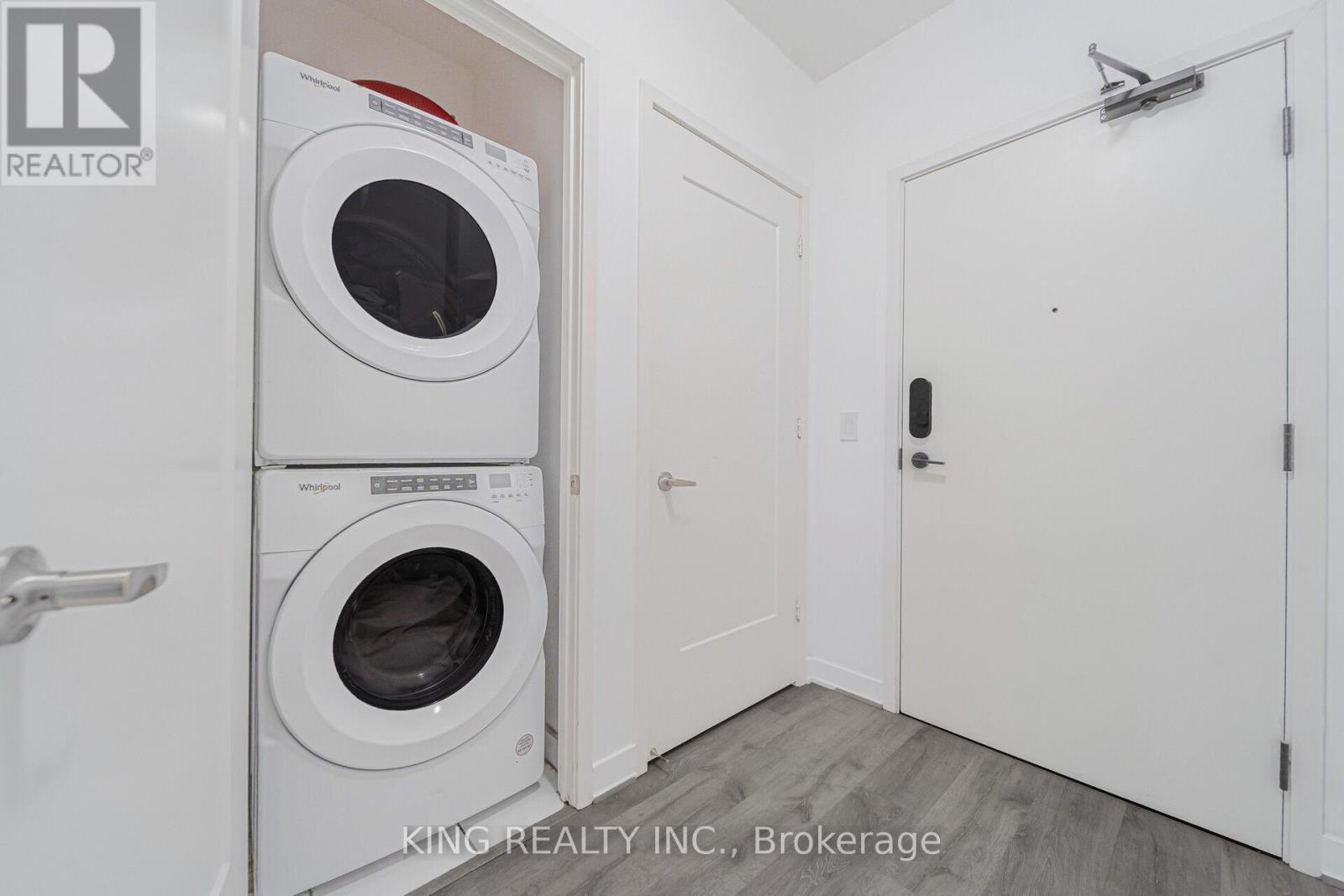#233 121 LOWER SHERBOURNE STREET S - 17