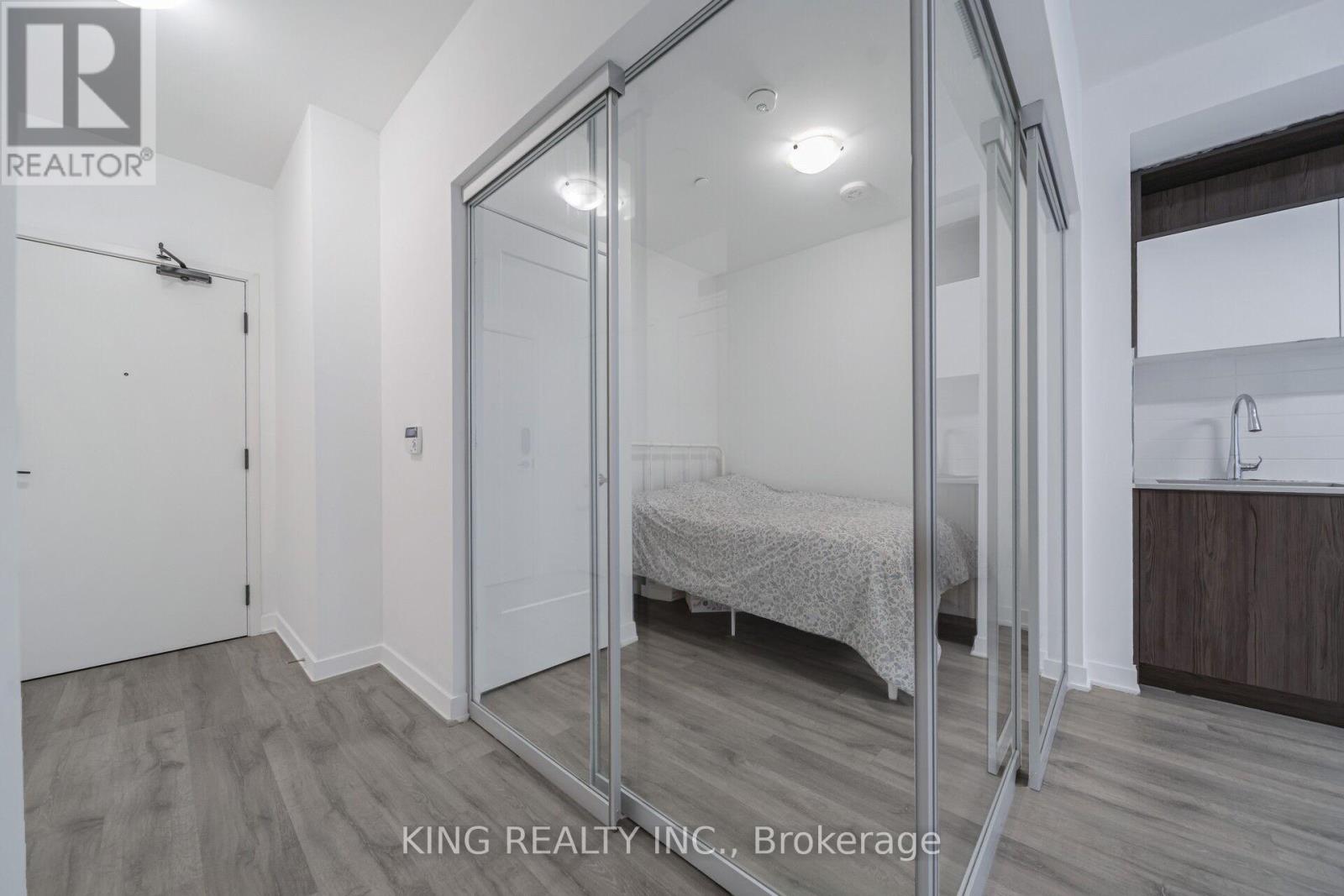 #233 121 LOWER SHERBOURNE STREET S - 18