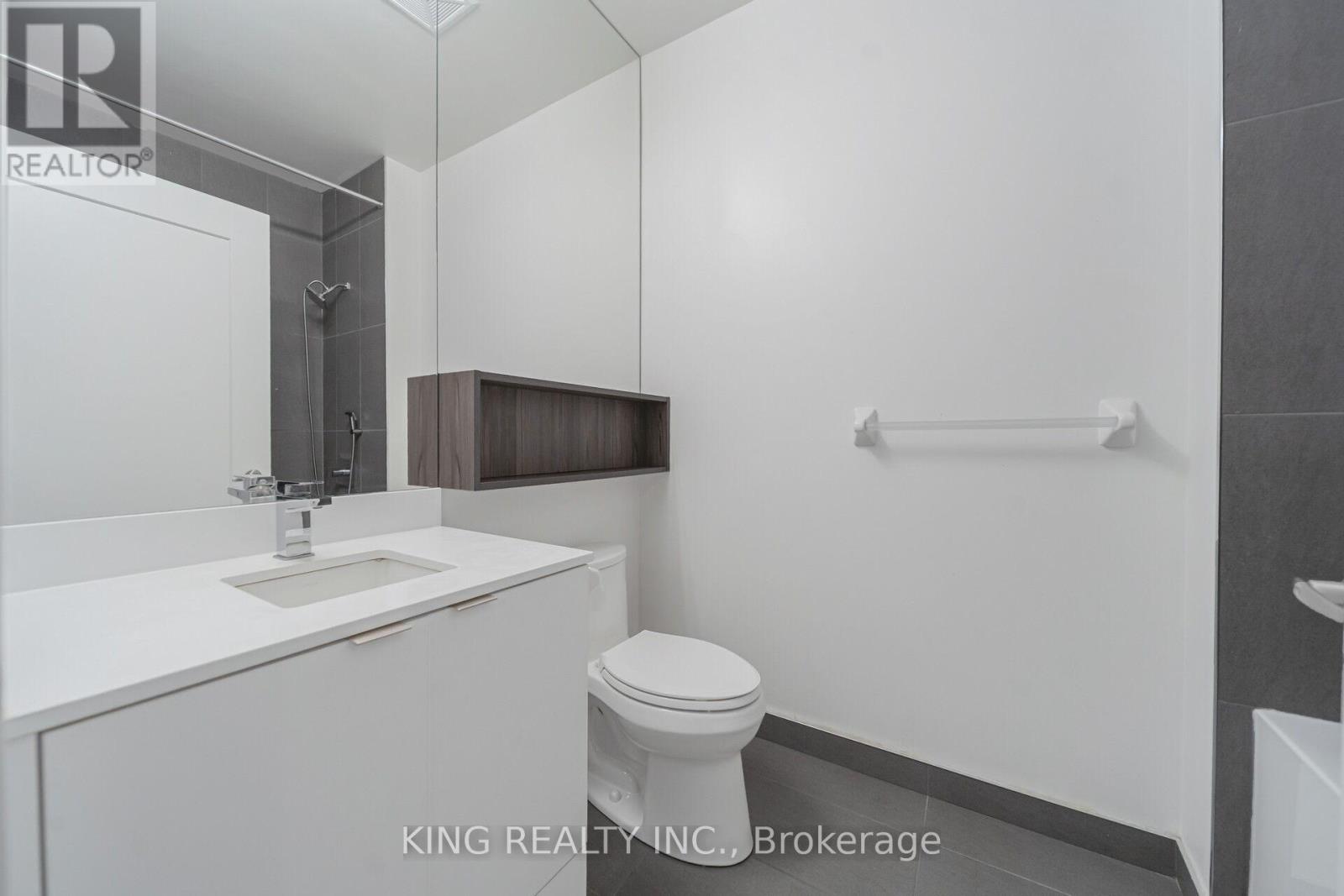 #233 121 LOWER SHERBOURNE STREET S - 27