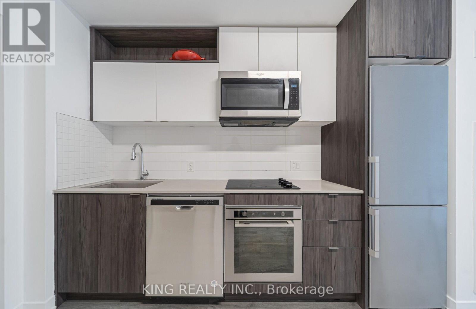 #233 121 LOWER SHERBOURNE STREET S - 30