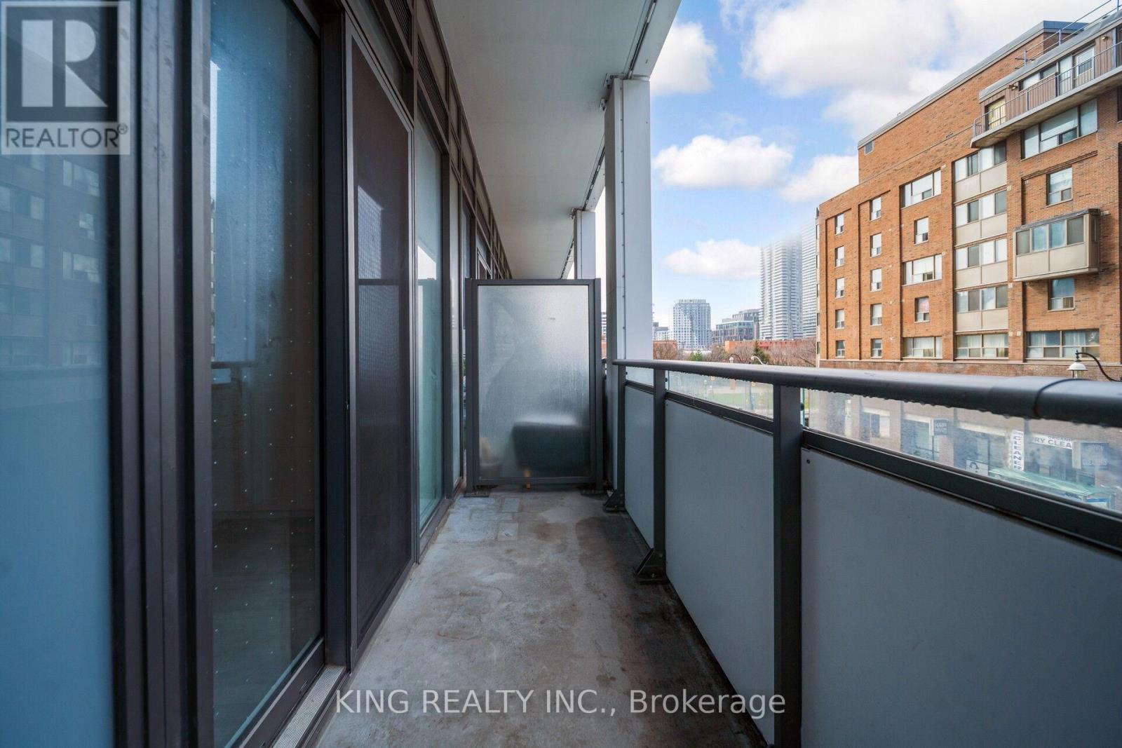 #233 121 LOWER SHERBOURNE STREET S - 35