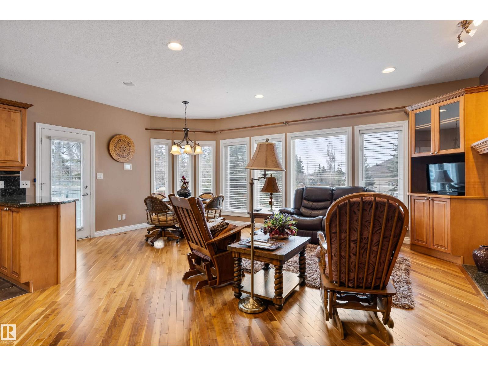 #38 1225 WANYANDI RD NW, Edmonton