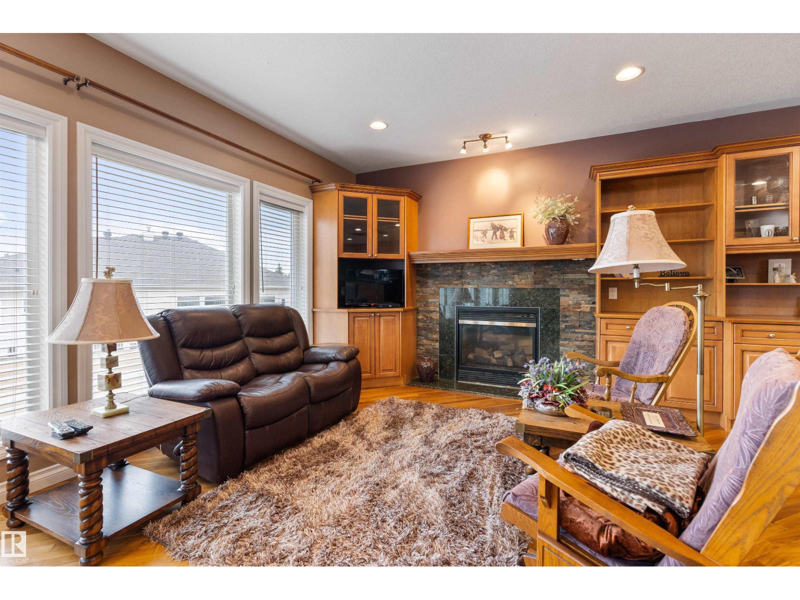 #38 1225 WANYANDI RD NW, Edmonton