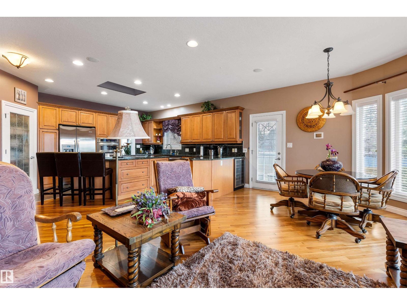 #38 1225 WANYANDI RD NW, Edmonton