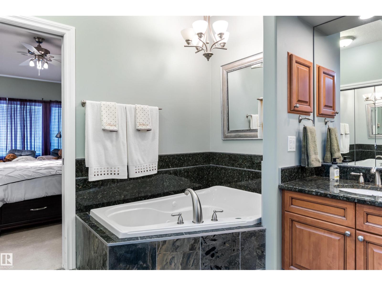 #38 1225 WANYANDI RD NW, Edmonton