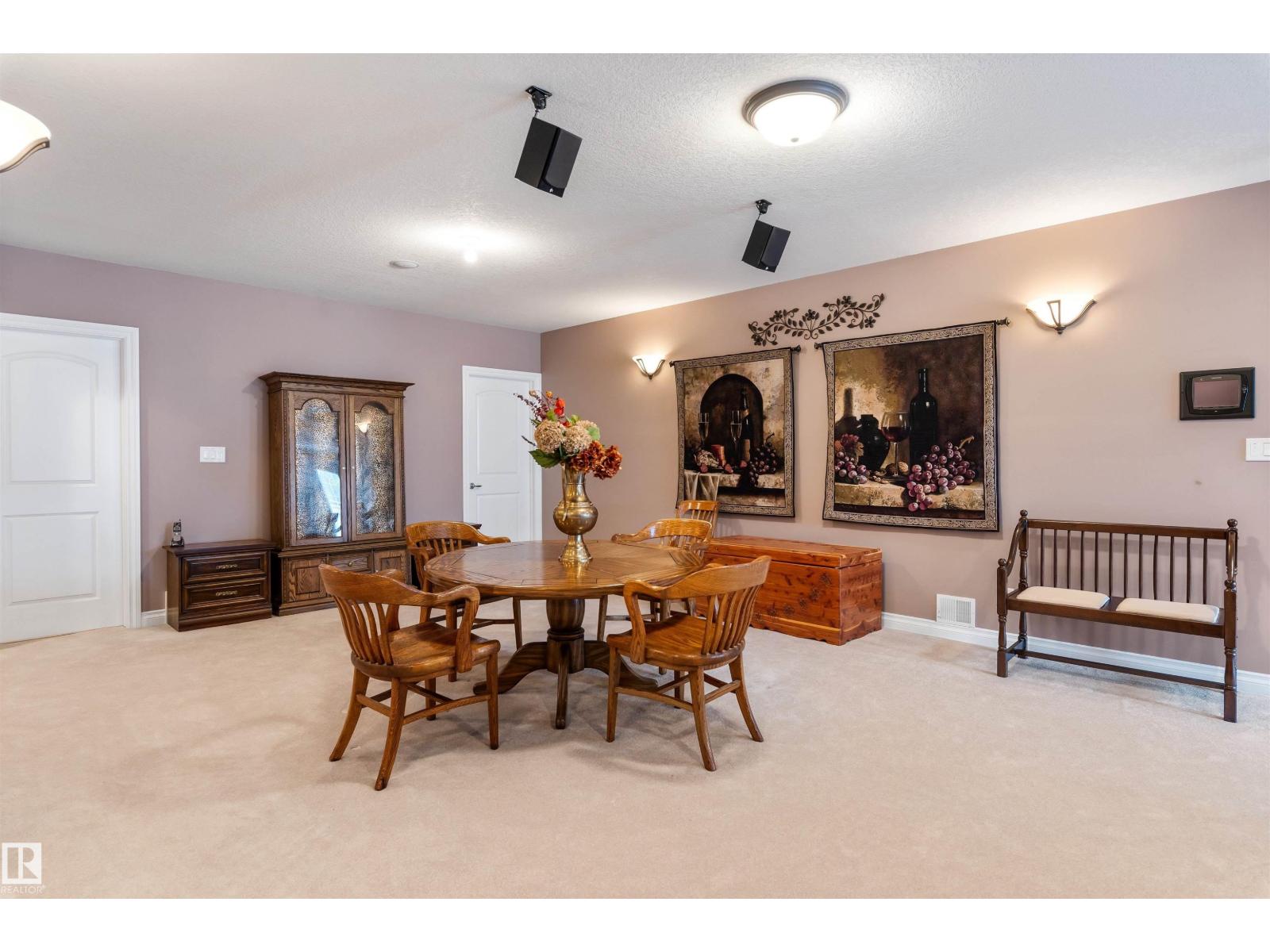 #38 1225 WANYANDI RD NW, Edmonton