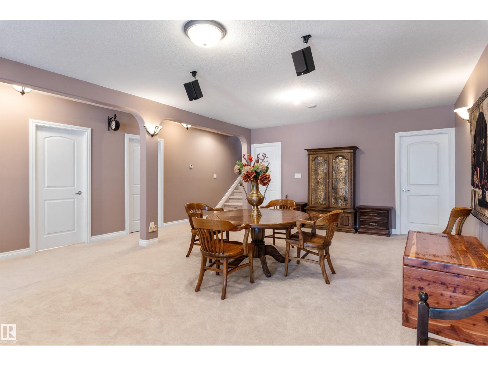 #38 1225 WANYANDI RD NW, Edmonton