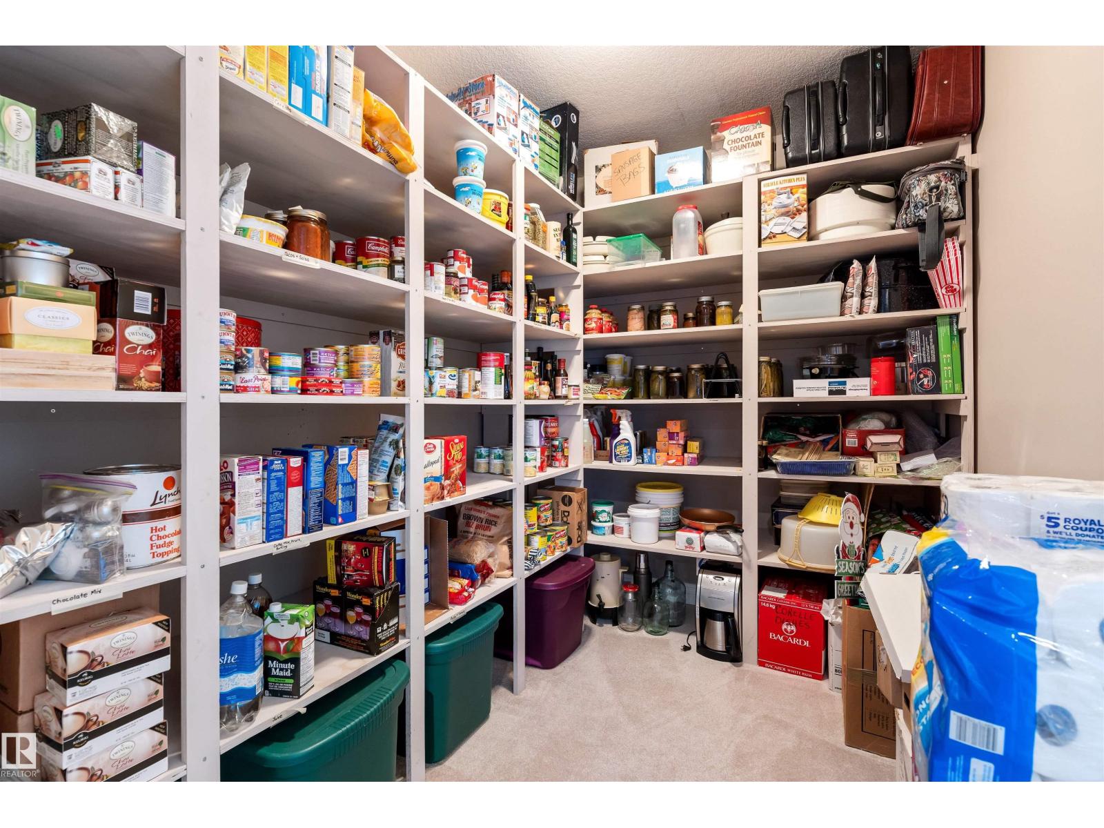 #38 1225 WANYANDI RD NW, Edmonton