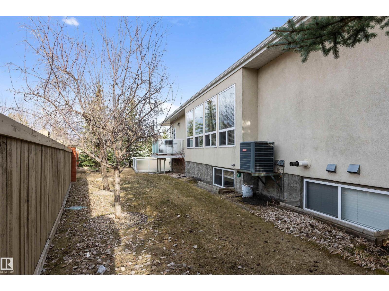 #38 1225 WANYANDI RD NW, Edmonton