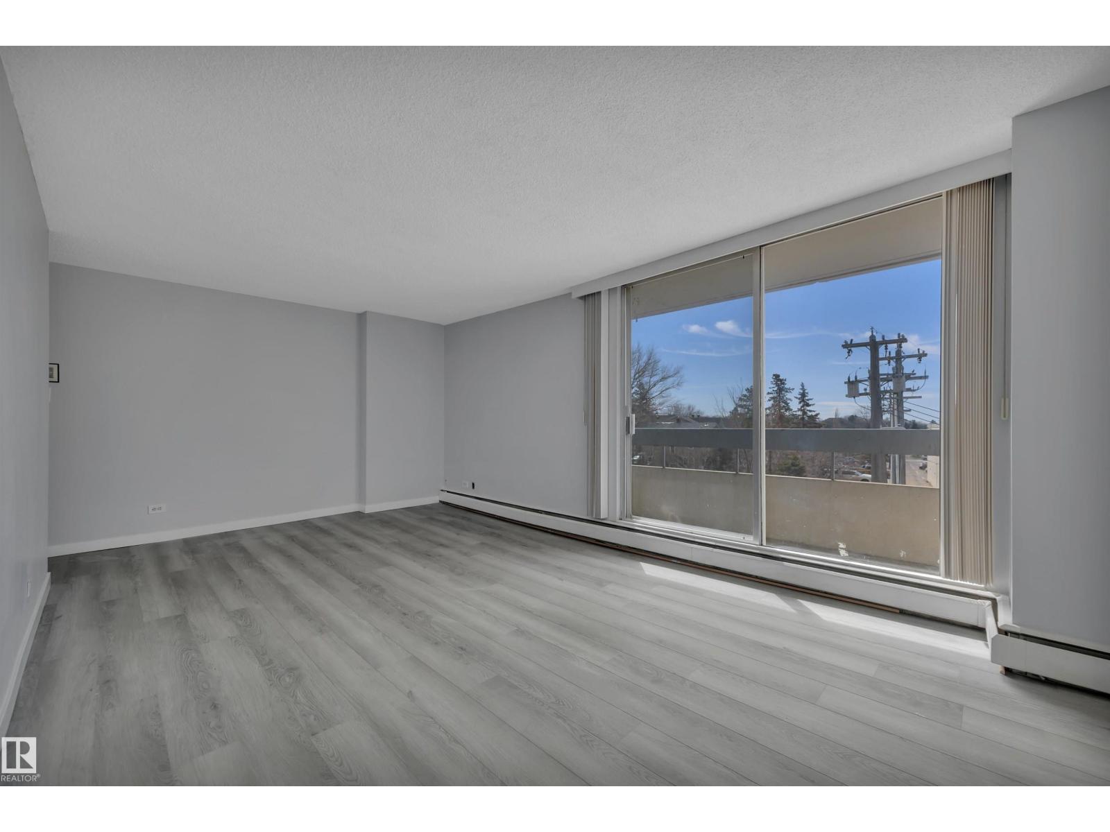 #210 10883 SASKATCHEWAN DR NW, Edmonton