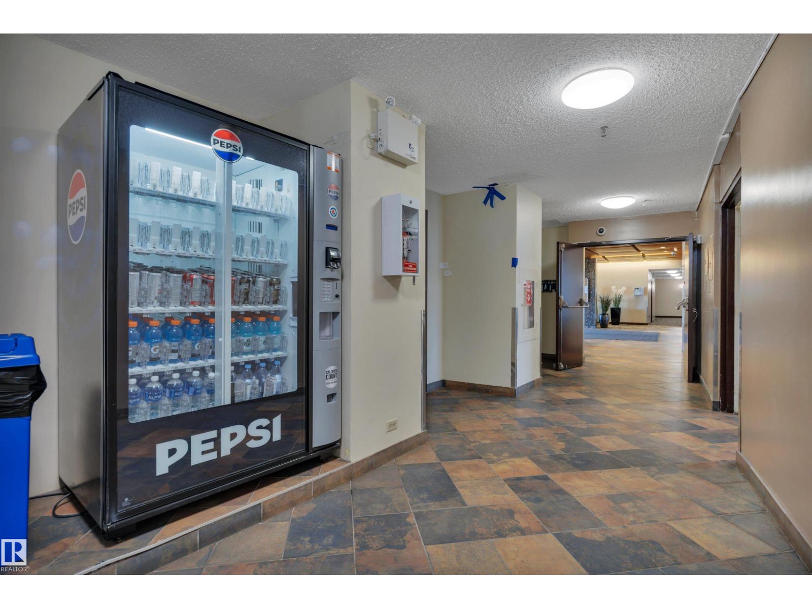 #210 10883 SASKATCHEWAN DR NW, Edmonton