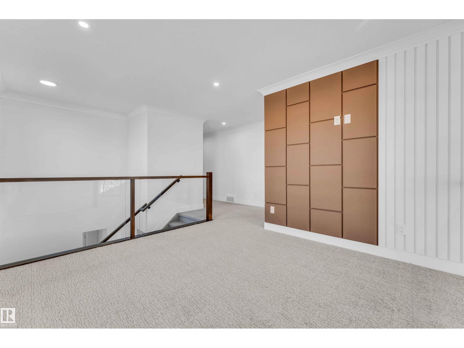 2420 63 AV NE - 26