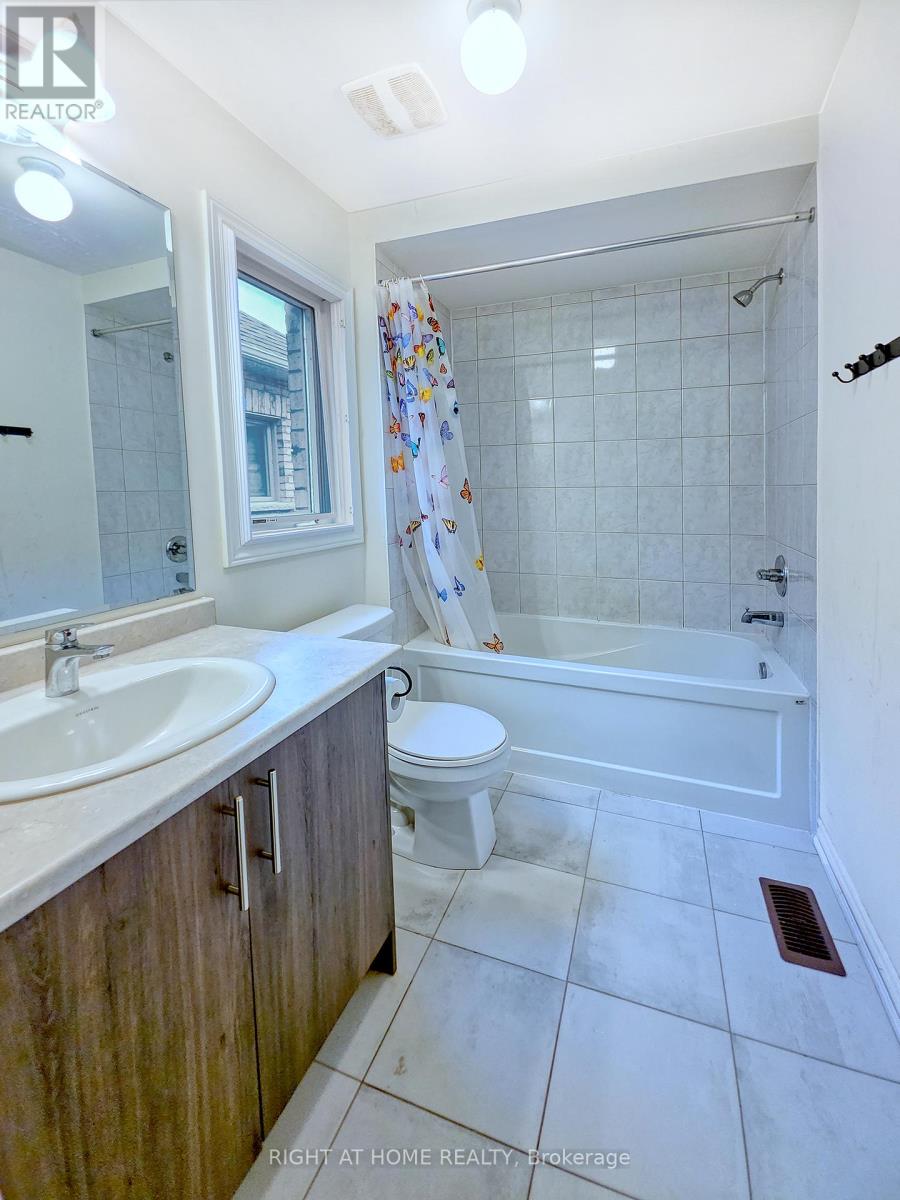219 FLEETWOOD DRIVE - 20