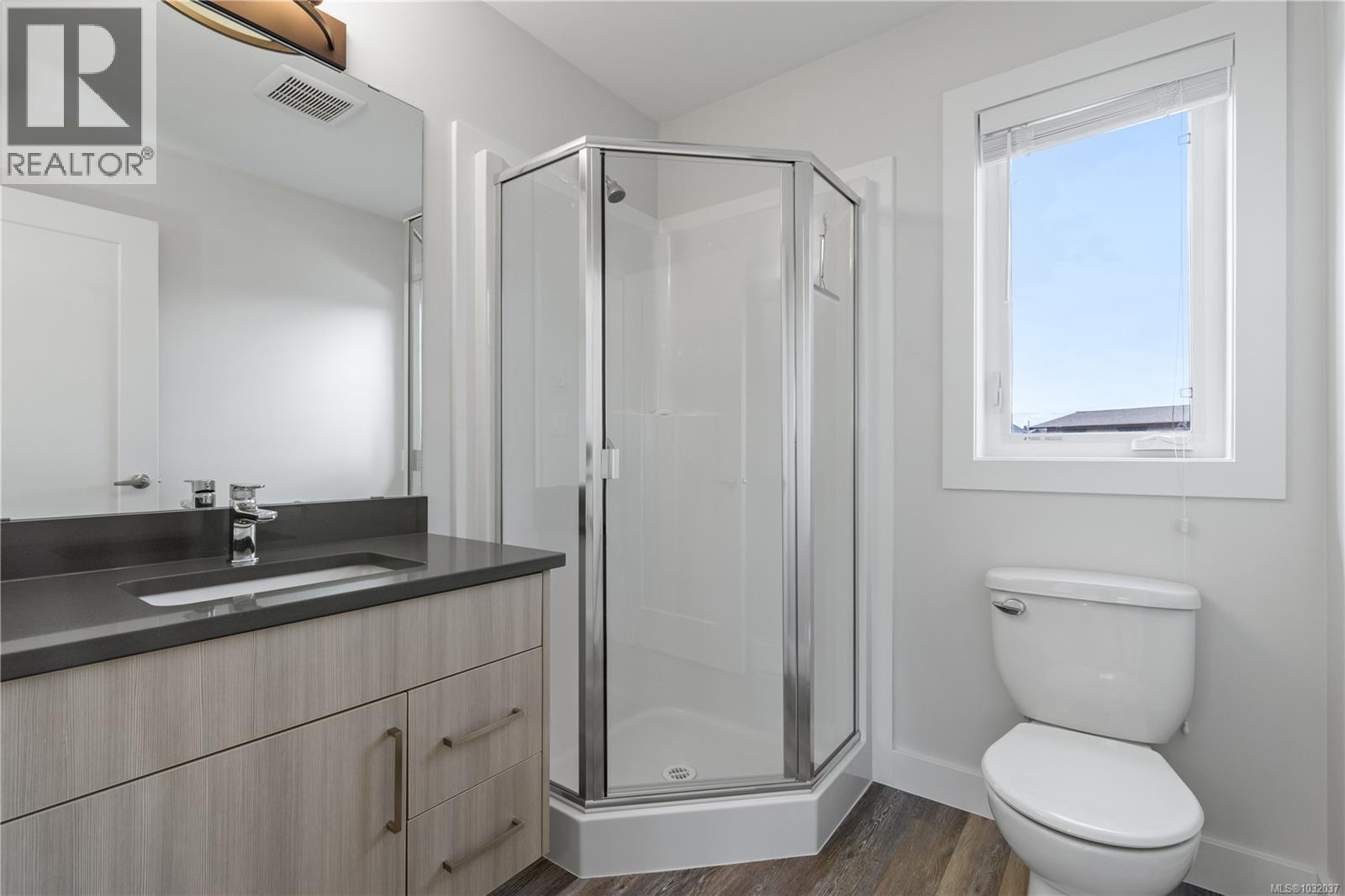  9332 Cabin Way, Lake Cowichan