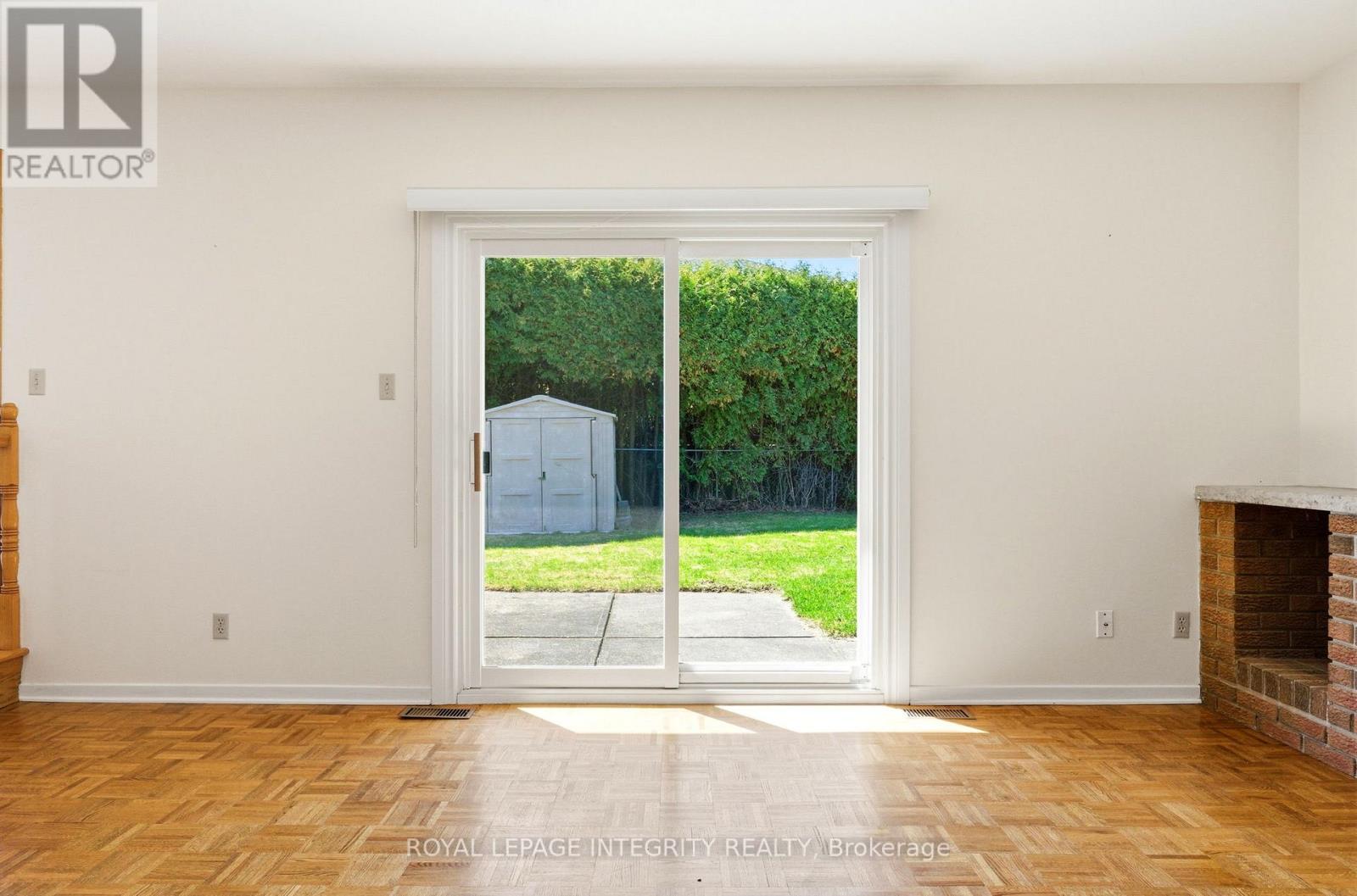 10 PARMALEA CRESCENT - 13
