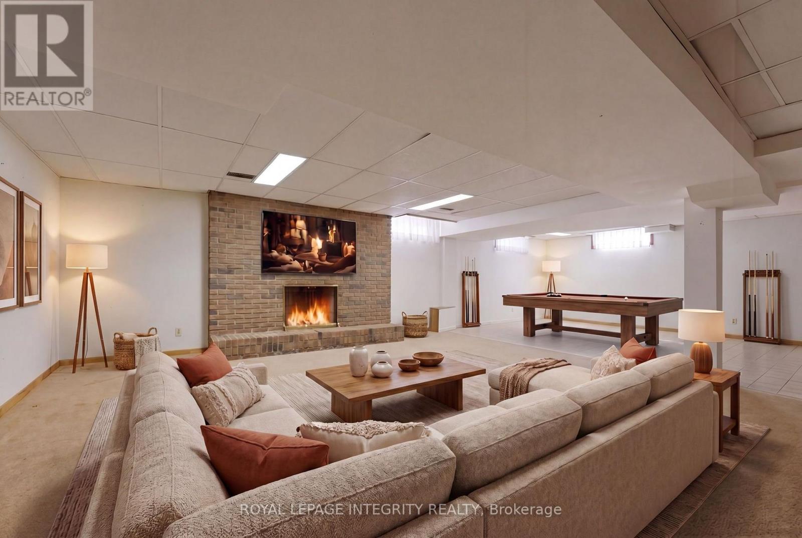 10 PARMALEA CRESCENT - 23