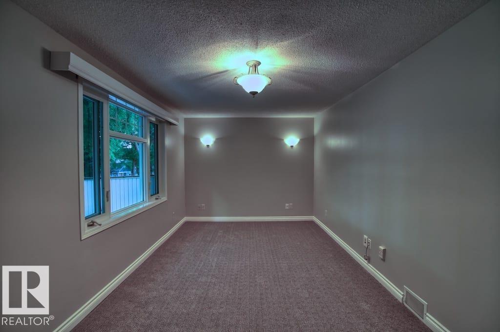 10026 87 AV NW, Edmonton