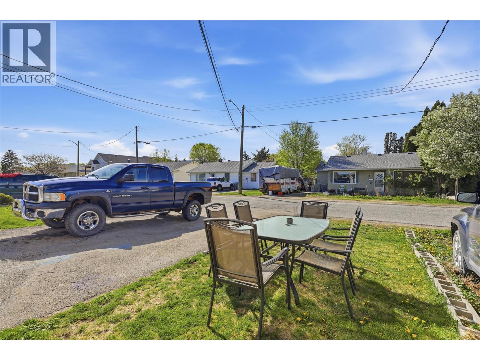 249 JUNIPER Avenue - 37