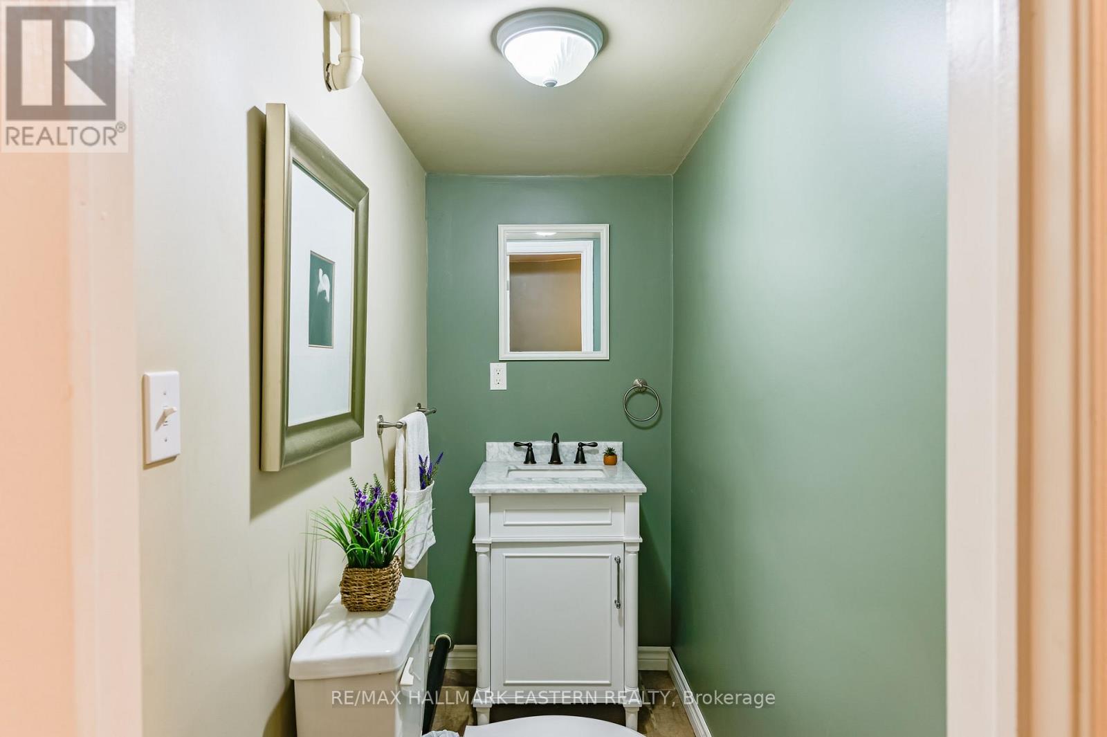 2839 PETER STREET - 30