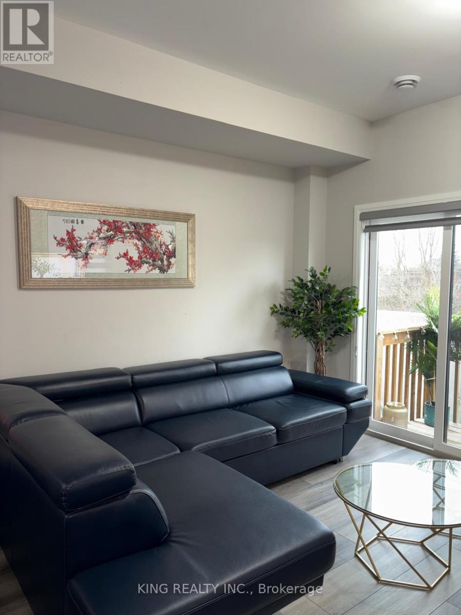 #9 720 GREY STREET - 11