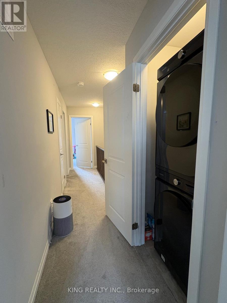 #9 720 GREY STREET - 26