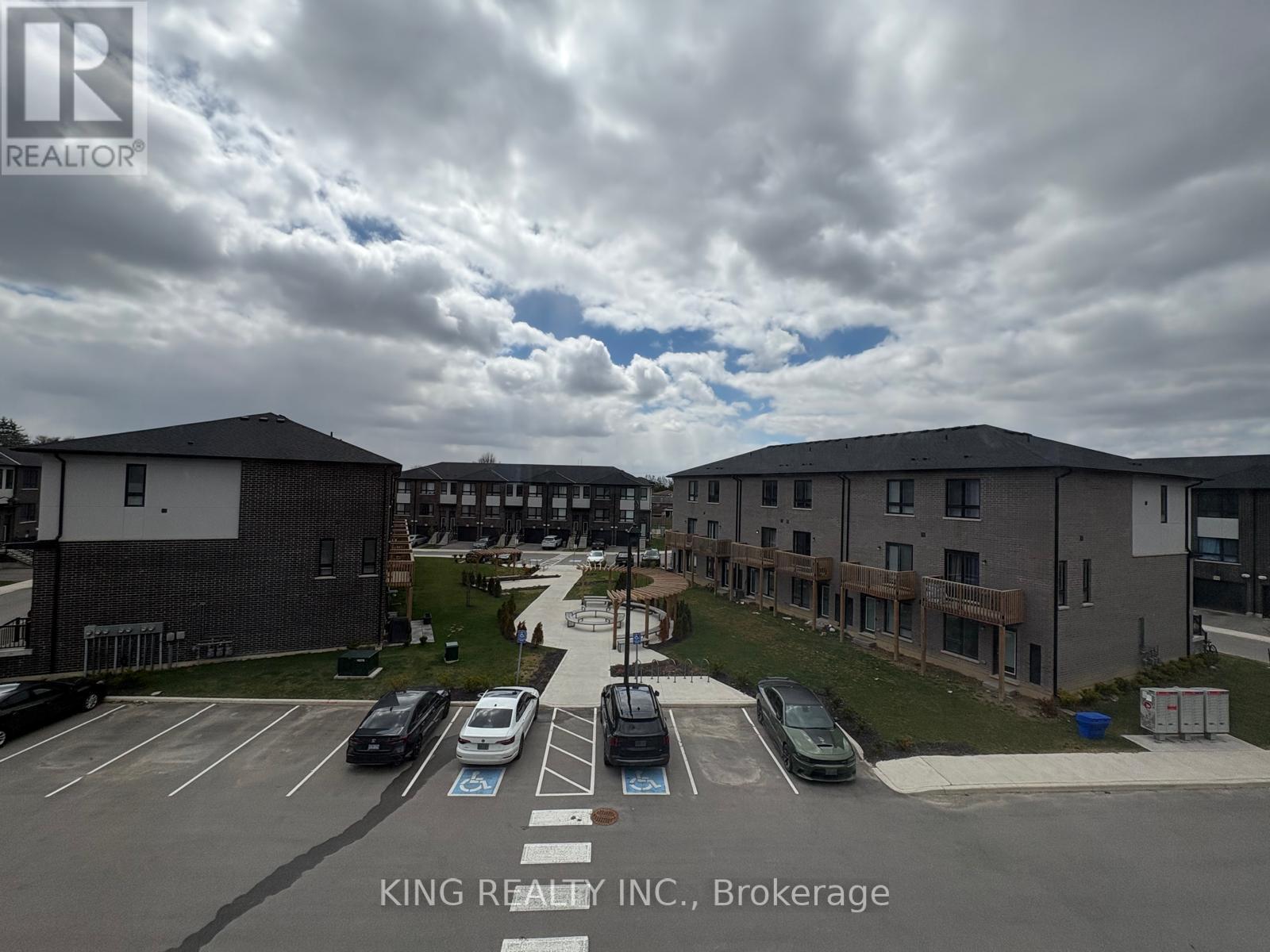 #9 720 GREY STREET - Image 3
