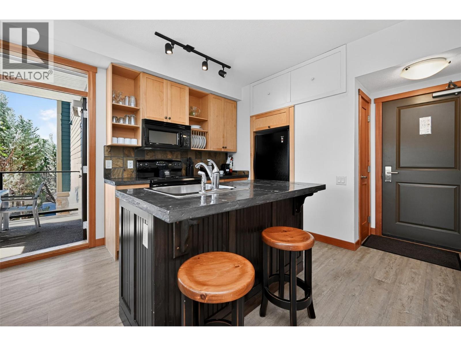 101 Village Centre Court Unit# 232 Lot# 6, Vernon