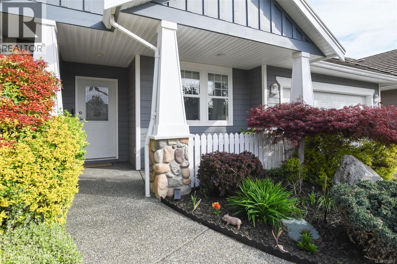 2390 Idiens Way - 2