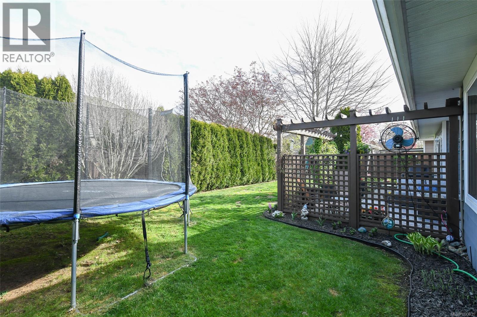 2390 Idiens Way - 52