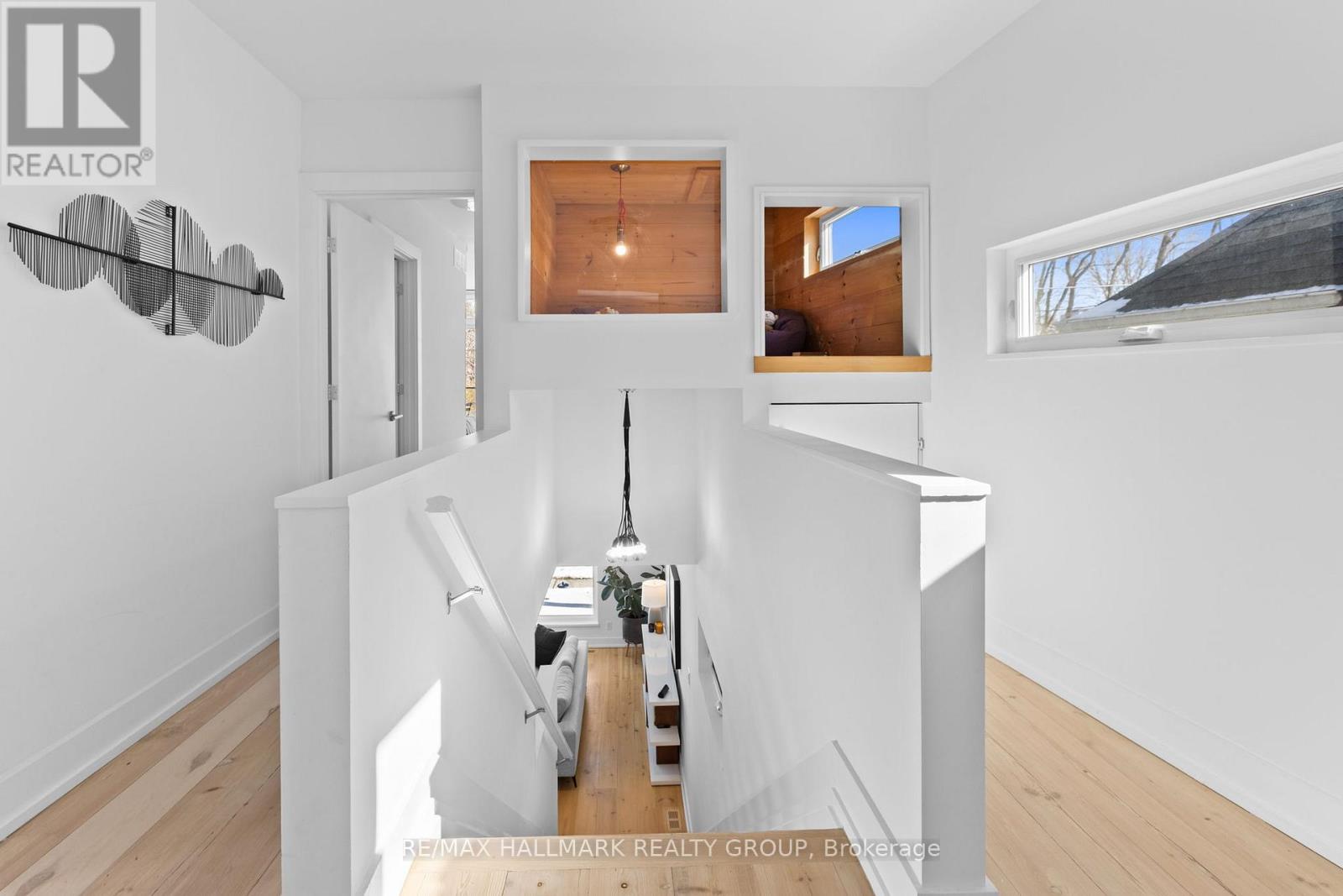 330 WINONA AVENUE - 22