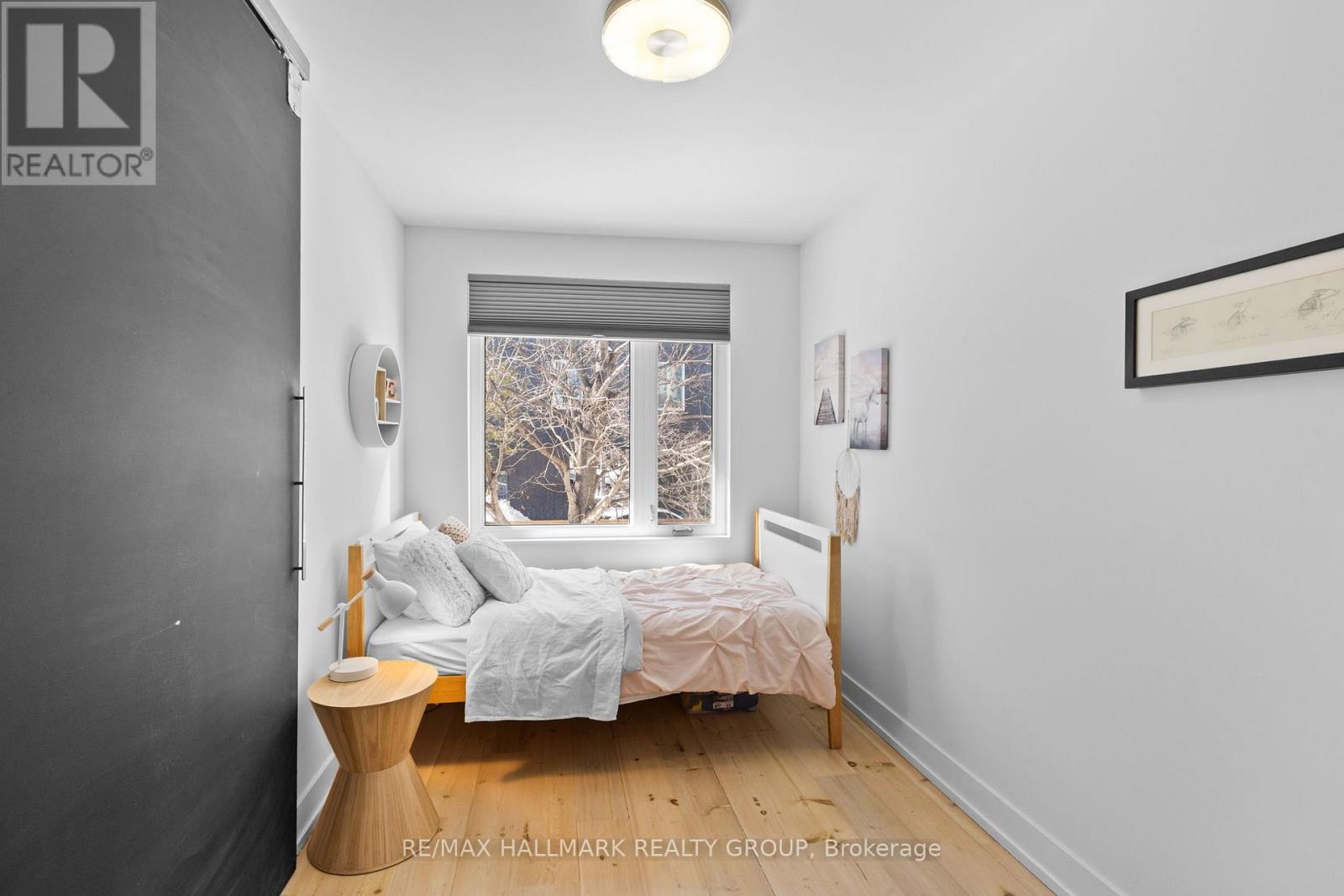 330 WINONA AVENUE - 29