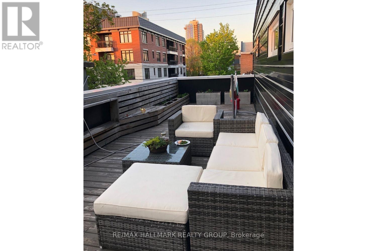 330 WINONA AVENUE - 34