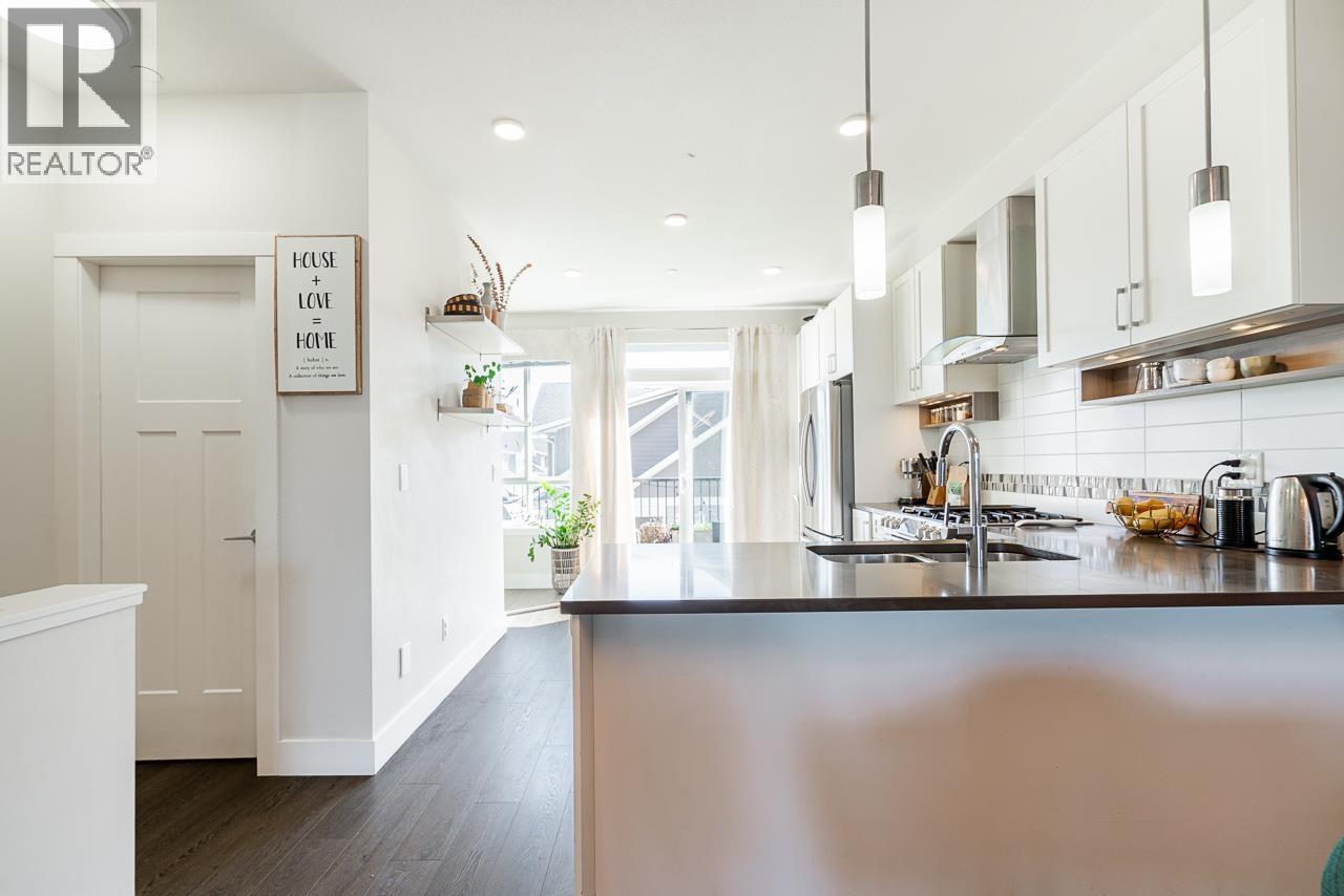 #103-1894 OSPREY Drive, Tsawwassen