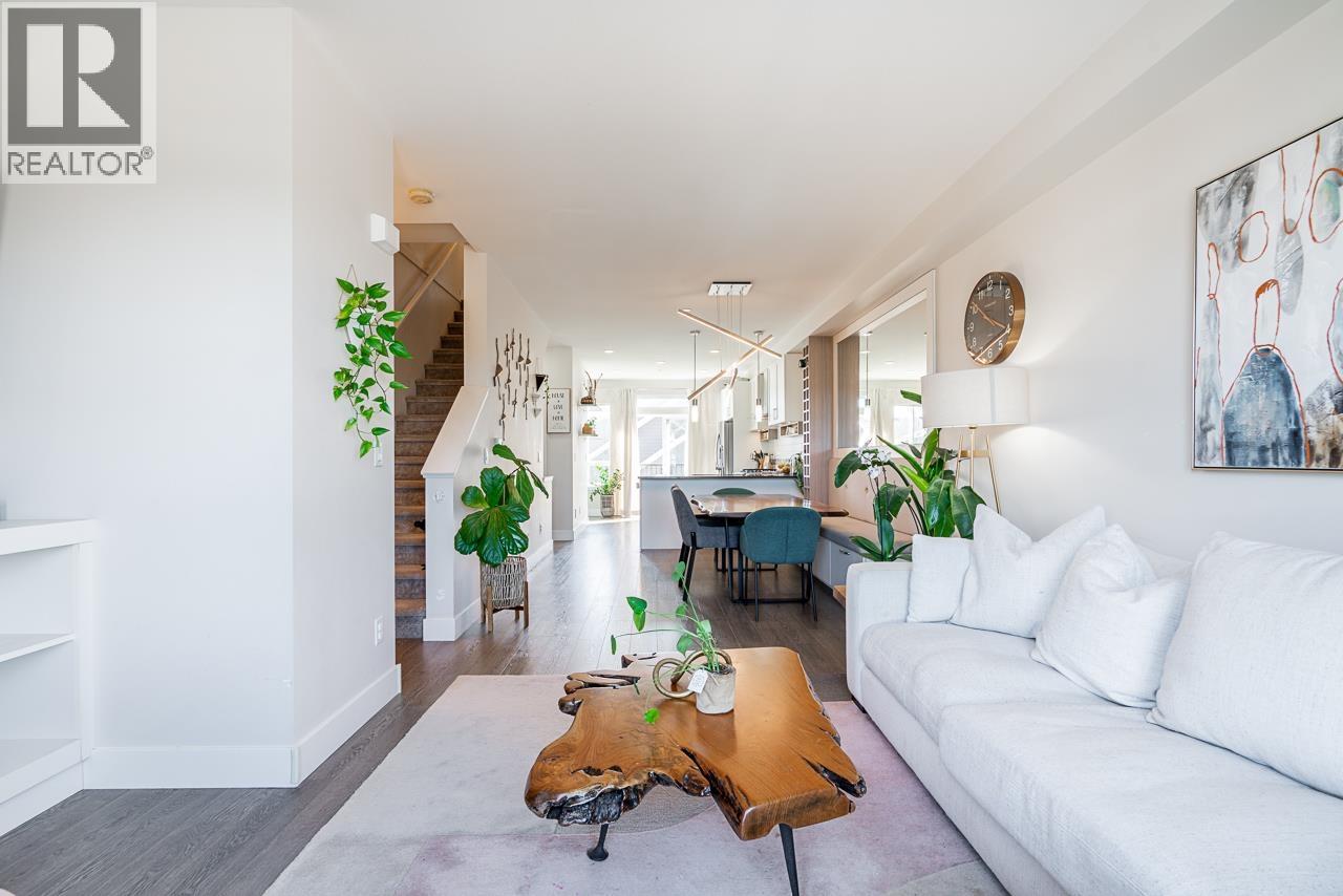 #103-1894 OSPREY Drive, Tsawwassen