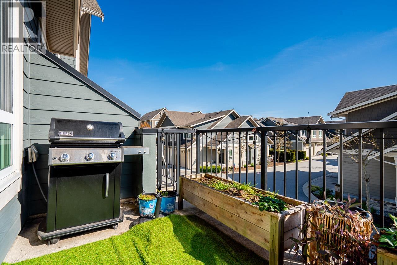 #103-1894 OSPREY Drive, Tsawwassen