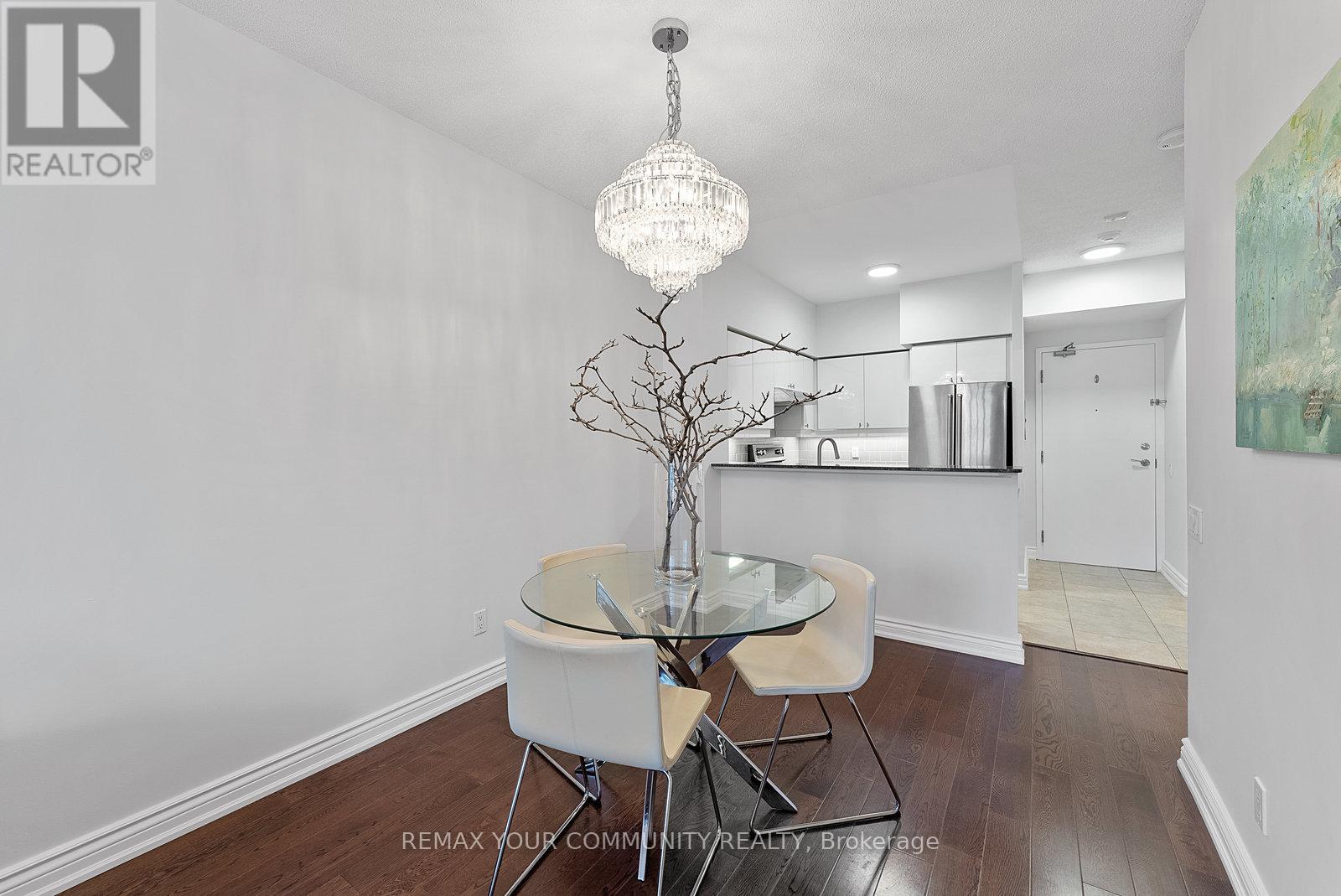 #105 451 ROSEWELL AVENUE S - 12